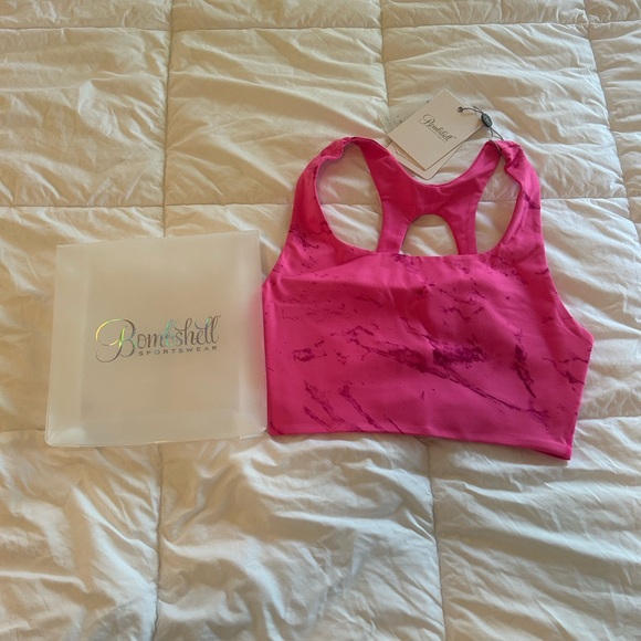 *NEW* SQUARE NECK BRA
Pink Marble Square Neck Bra Size XL (runs small) - Picture 9 of 9